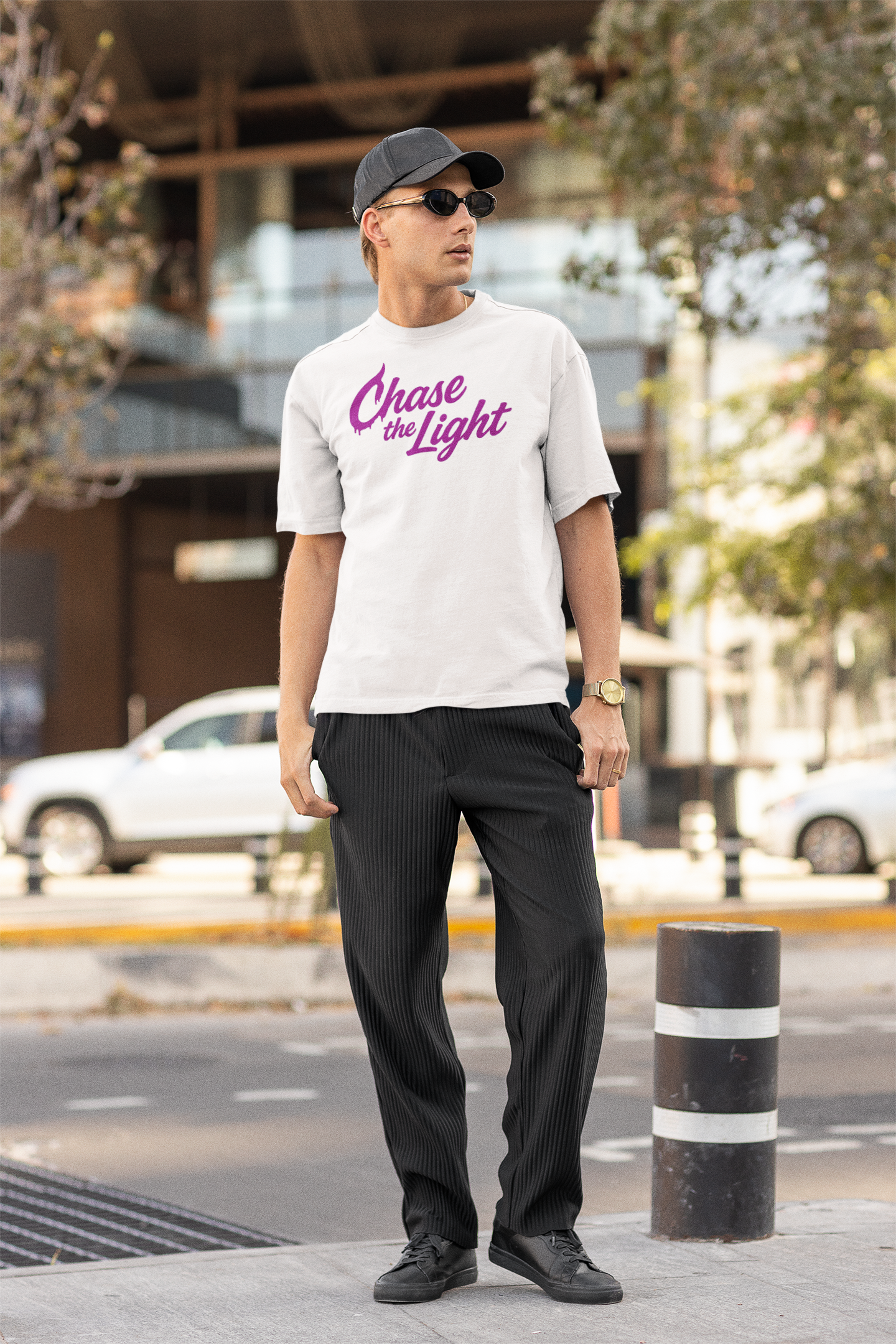 'Chase the Light' Graphic Oversized T-Shirt